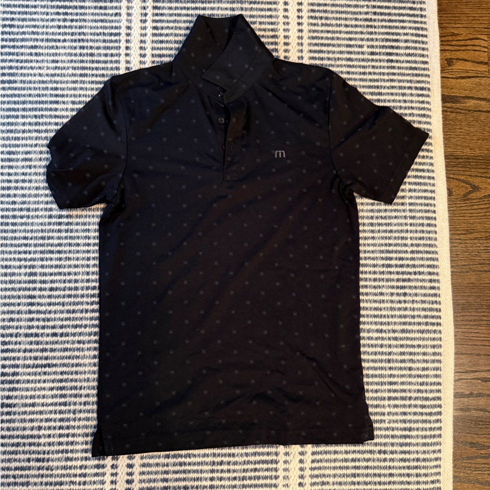 Travis Mathew polo. Men’s small. In very good, gently used condition.
